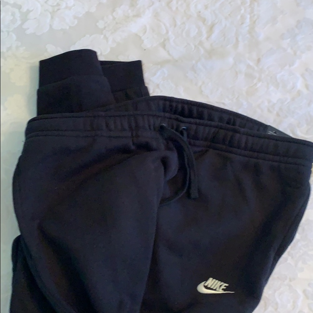 Brand New! Men’s Black Nike Sweatpants size XL